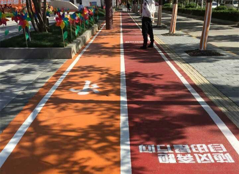 彩色自行車道施工方案-環(huán)氧地坪漆，水性地坪漆!