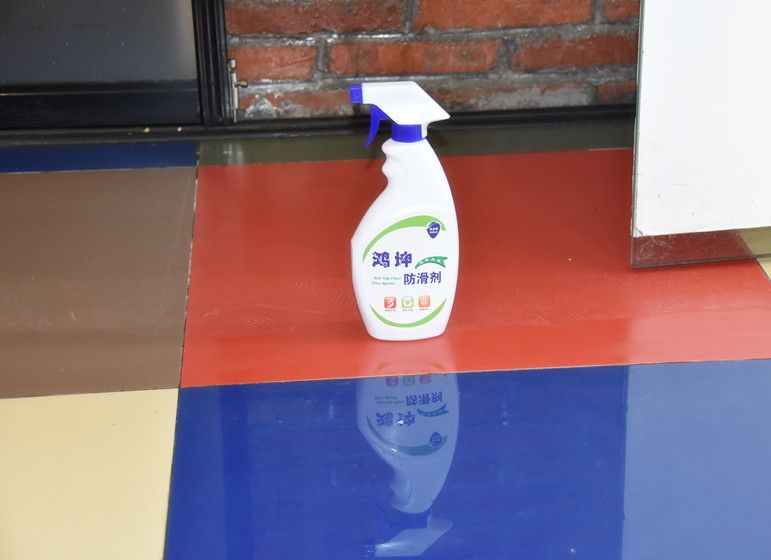 瓷磚地磚防滑施工方案-環(huán)氧地坪漆，水性地坪漆!